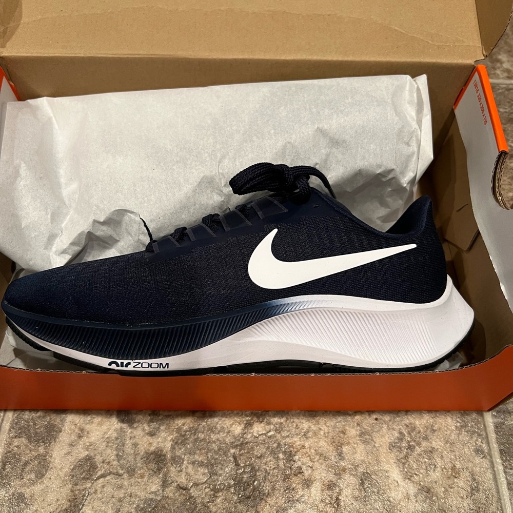 Nike Navy Blue and White Pegasus Zoom Running Shoes